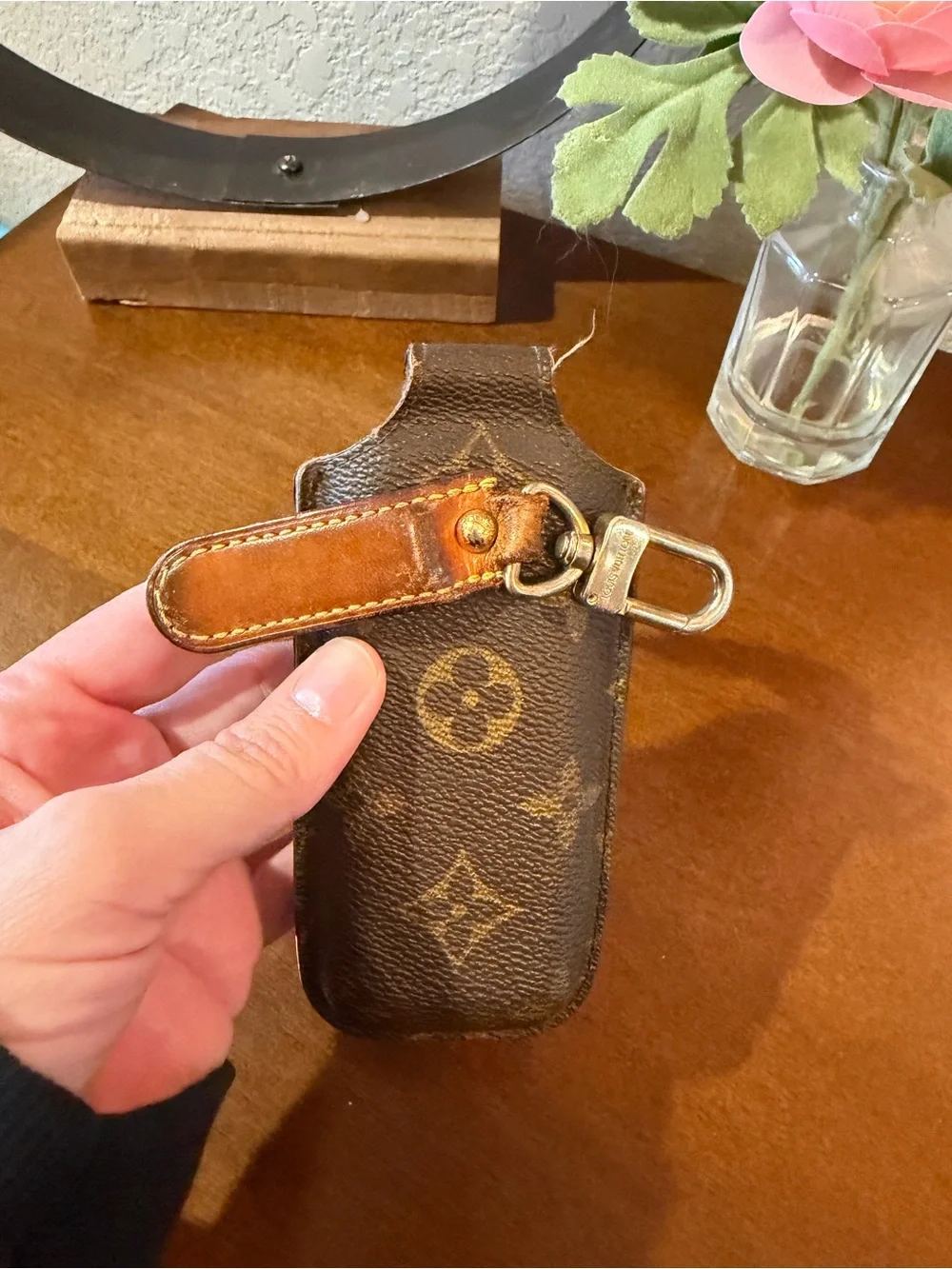 Louis Vuitton Etui Phone Pouch